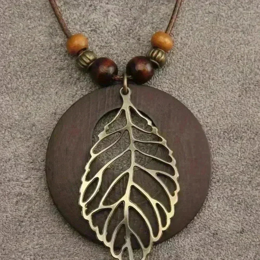 Unique Bohemian Wooden Pendant Necklace